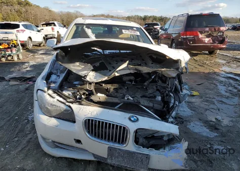 2013 BMW 528 Xi из США, поврежденный, VIN WBAXH5C5XDD108939